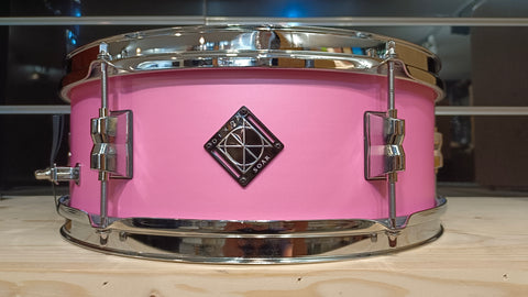 Dixon Soar 522 Plus UVPK Drum Set Shell Pack 5 Piece Drum Kit Mahagony Shell 22" Kick  - Pink Wrap