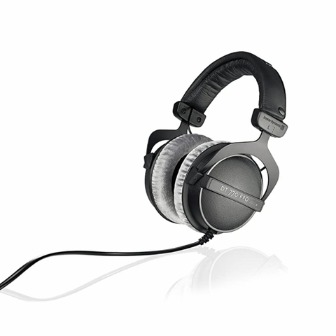 Beyerdynamic DT 770 PRO 250 Ohm Over-Ear Studio Headphones - 250 Ohm, Black (DT770PRO)