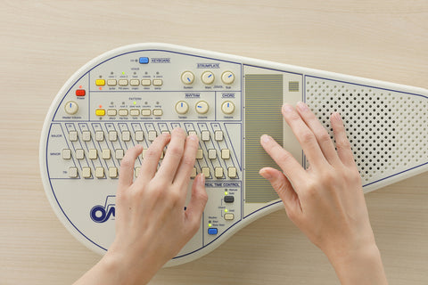 Suzuki OM-108 Omnichord Electronic Instrument
